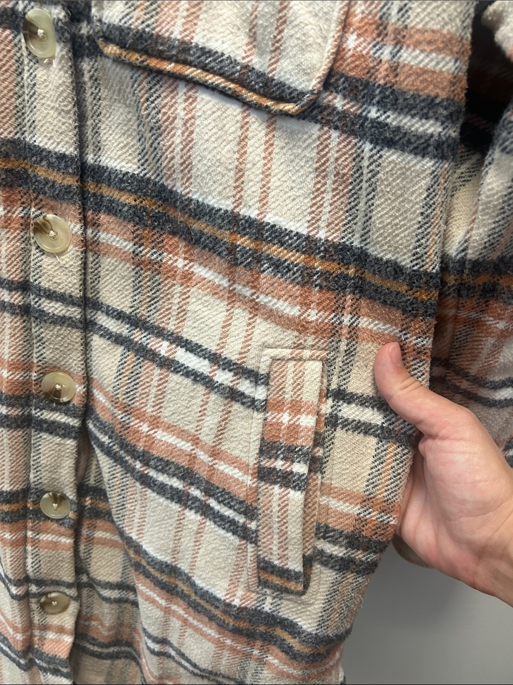 Universal Thread Long Flannel Jacket - Picture 5 of 8